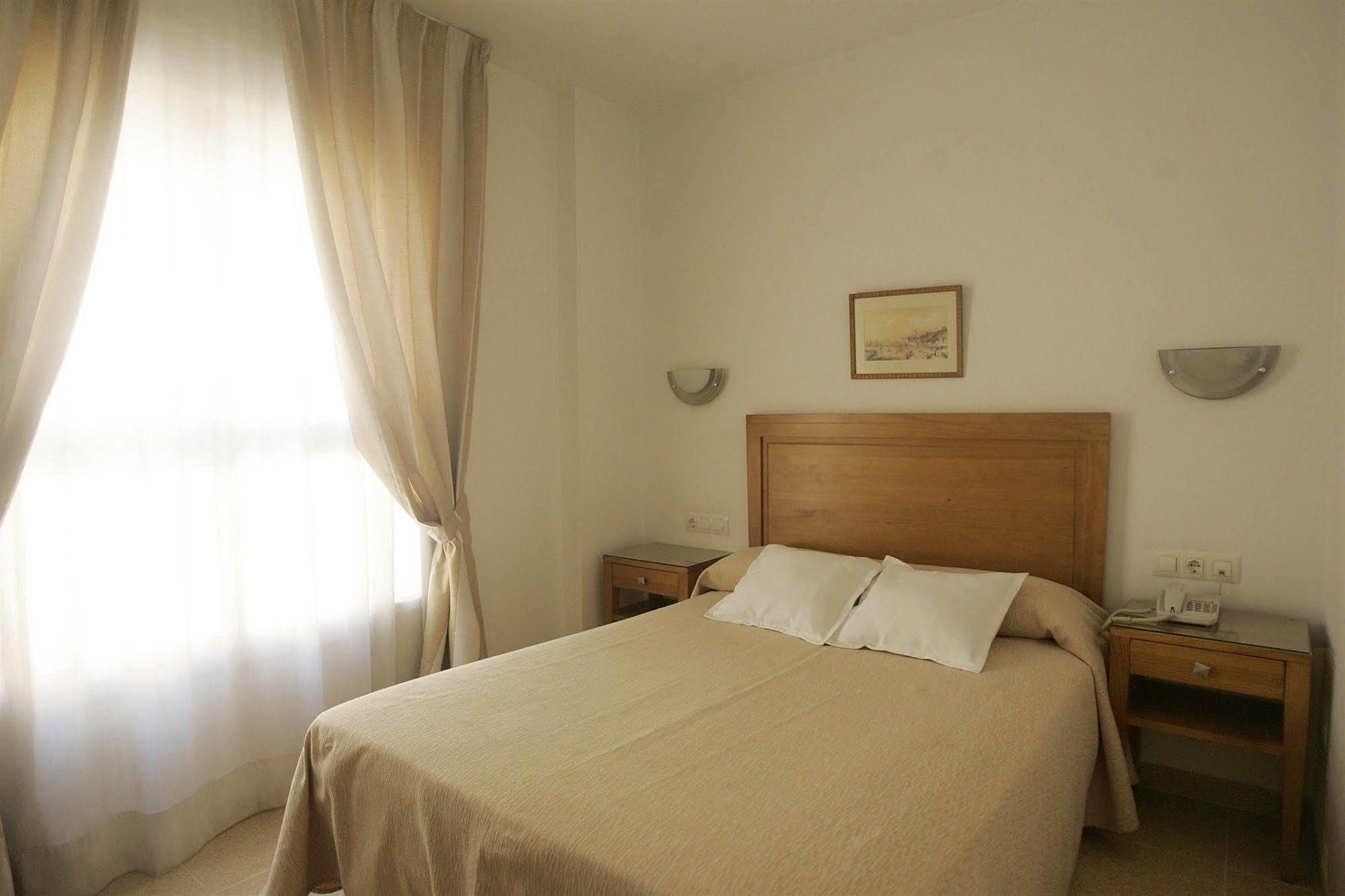 Hotel Goartin Malaga Luaran gambar