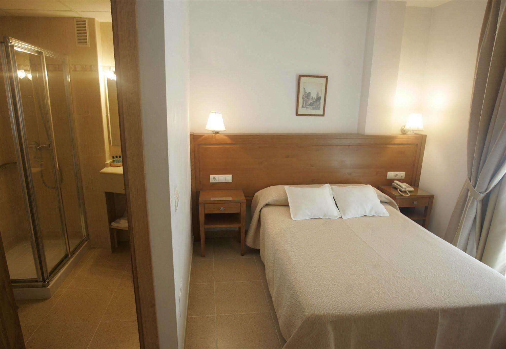 Hotel Goartin Malaga Luaran gambar