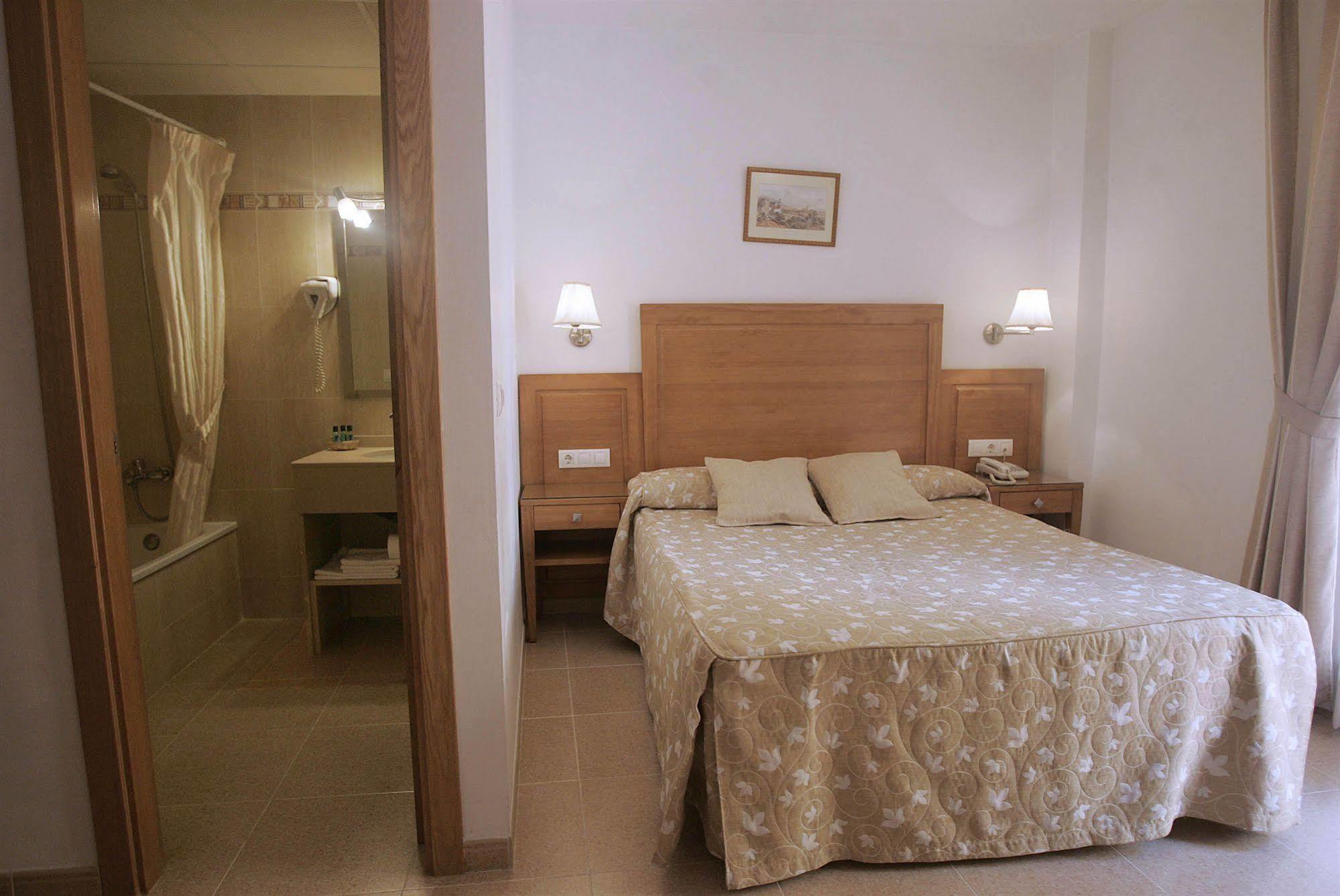 Hotel Goartin Malaga Luaran gambar